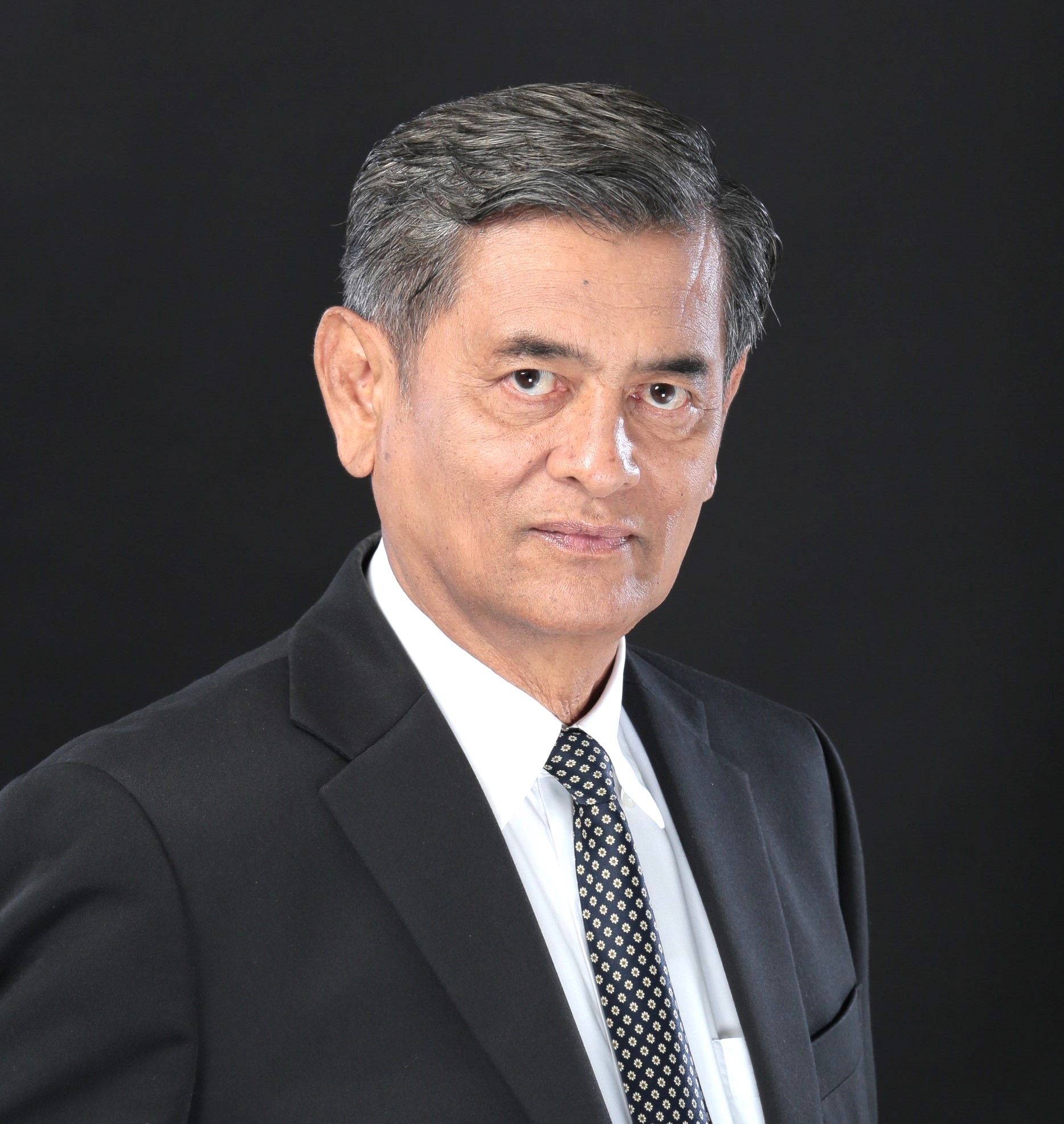 Mr. Chawalit Tanomtin
